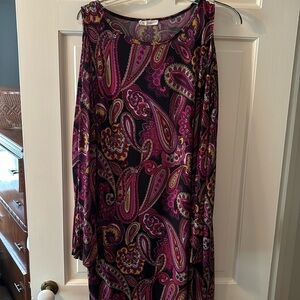 Trina Turk size large cold shoulder dress